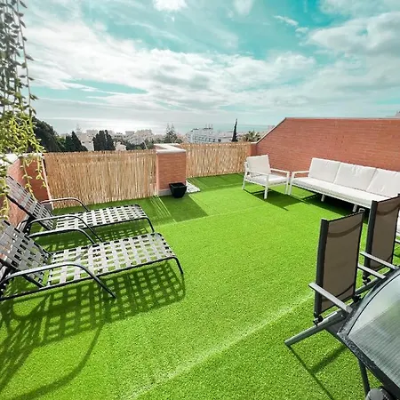 Cozy With Large Terrace Apartamento *