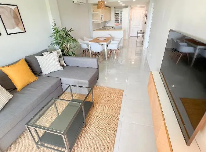 Cozy With Large Terrace