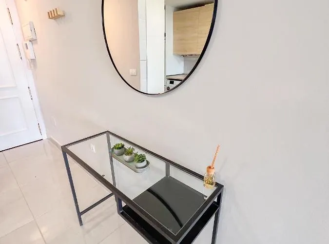 Cozy With Large Terrace Appartement *