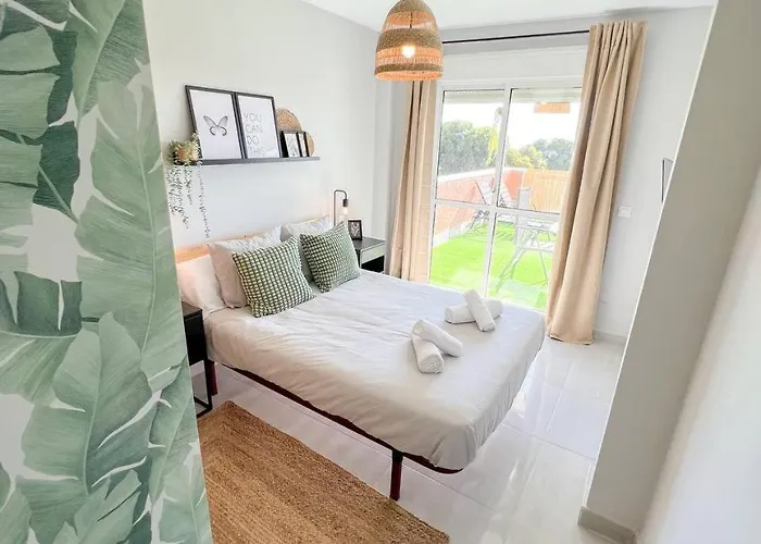 Cozy With Large Terrace Apartment Torremolinos