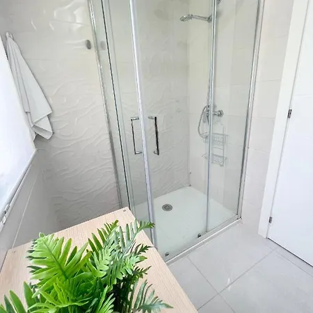 דירה Cozy With Large Terrace טורמולינוס