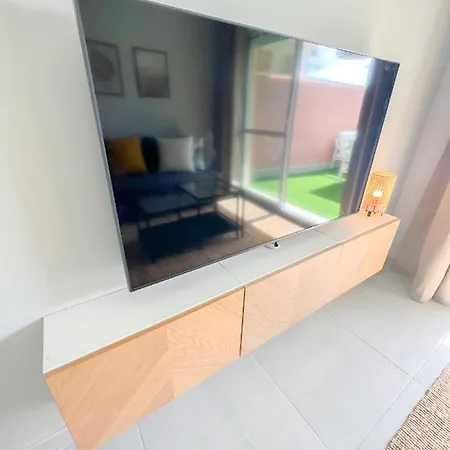 Cozy With Large Terrace