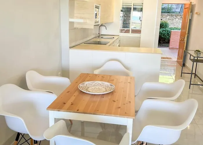 Appartamento Cozy With Large Terrace